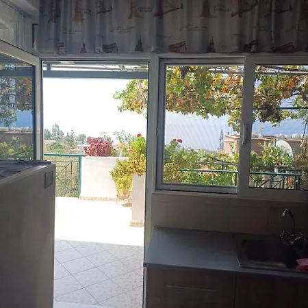 Relax House شقة Lukovë